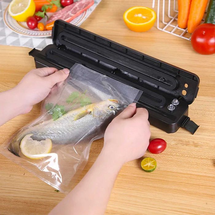 Вакуматор Vacuum Sealer+пакети