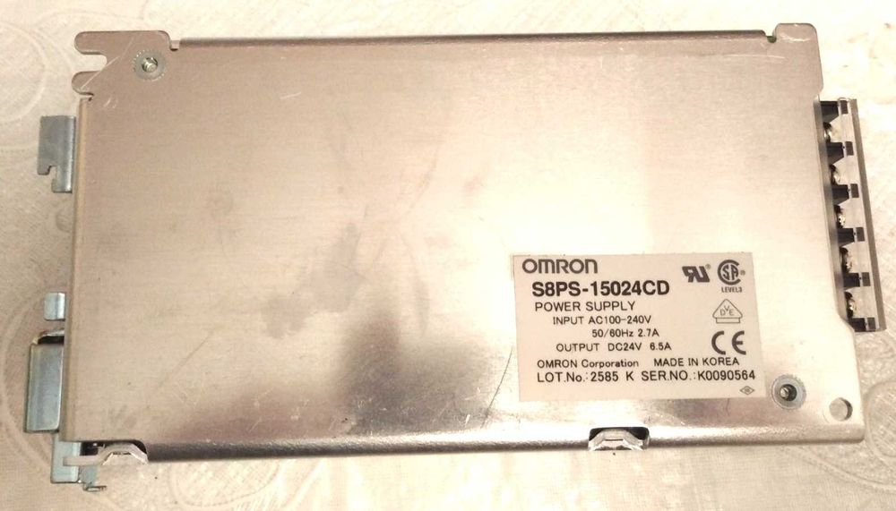 Блок живлення 24В 6,5А Omron на DIN рейку