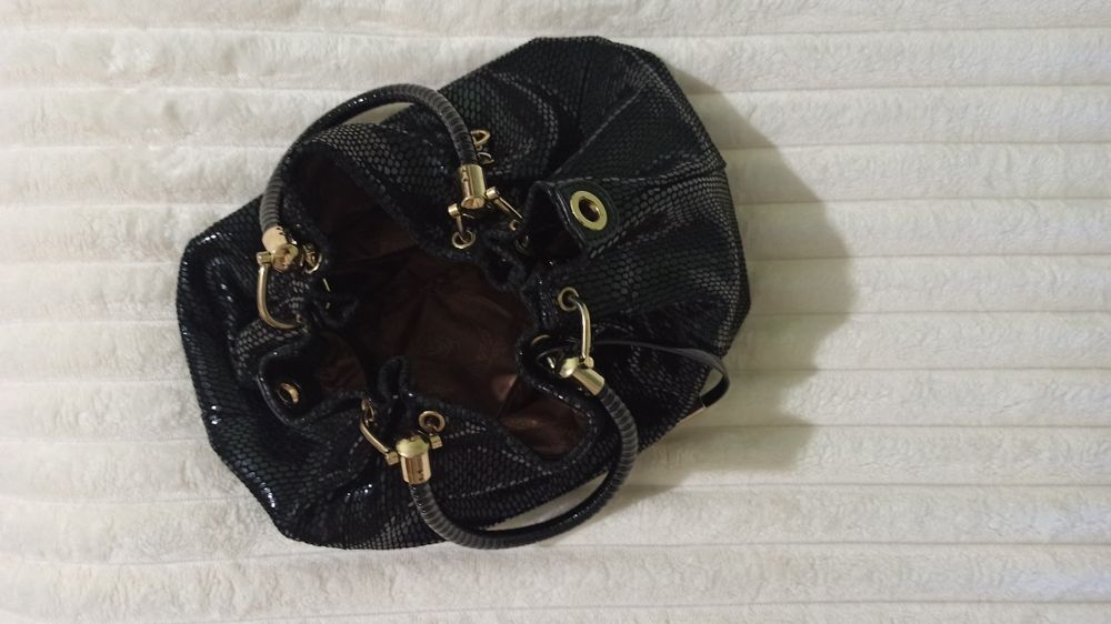 Сумка из натуральной кожи, состояние новой