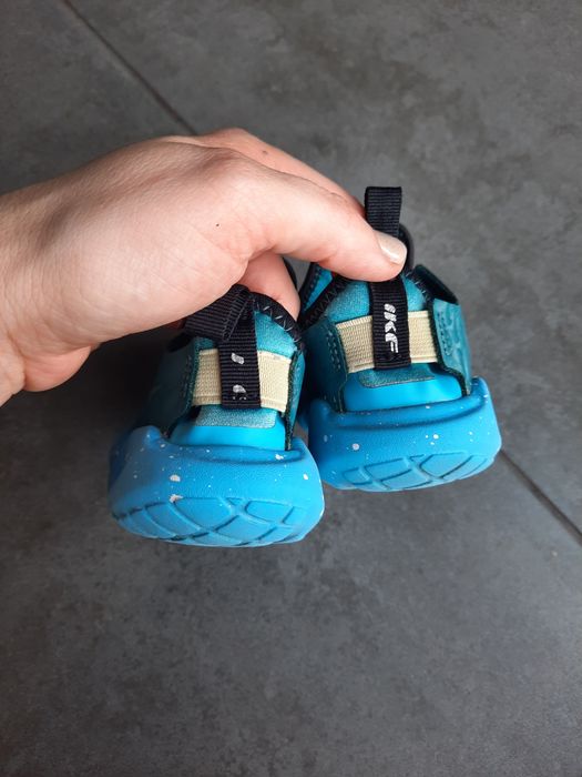 Buty Nike Flex Runner 2 rozmiar 22