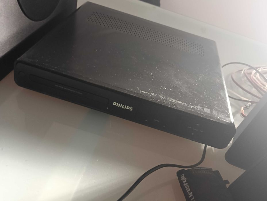 Home Theater Philips 5.1 HDMI USB