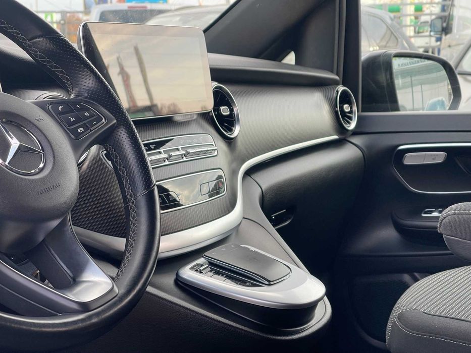 Mercedes-Benz V-Class 2021