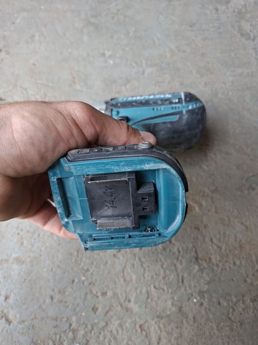 Wkrętarko Wkrętarka makita bdf 441 nie reaguje na baterie