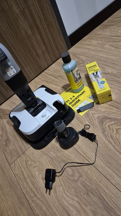 Bezprzewodowy mop elektryczny KARCHER FC 2-4