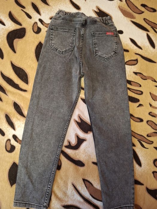 Джинси на дівчинку