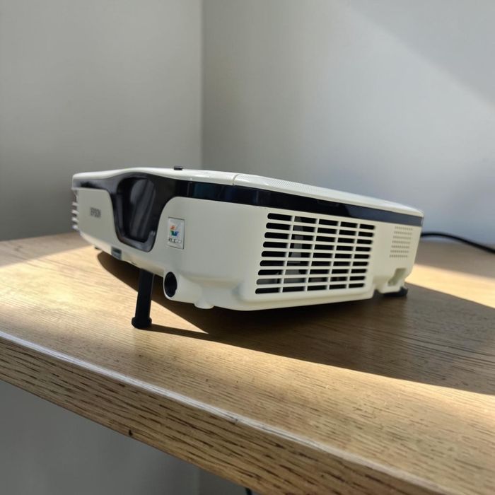 Проектор Epson EB-X12 3LCD HDMI 2800 Lm + Пульт для презентацій з лазерною указкою, HDMI кабель, Перехідник HDMI - DVI D