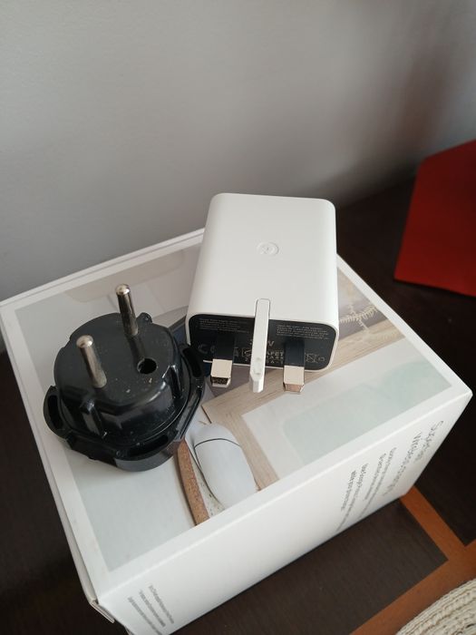 Google pixel stand 2
