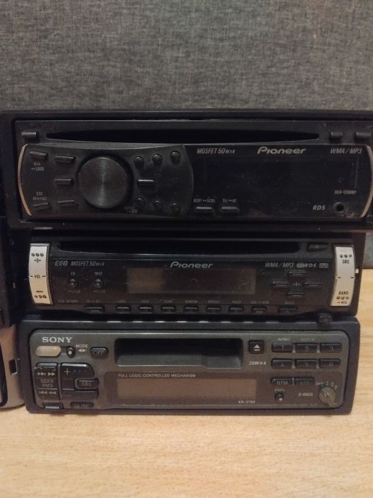 Продам автомагнитолу