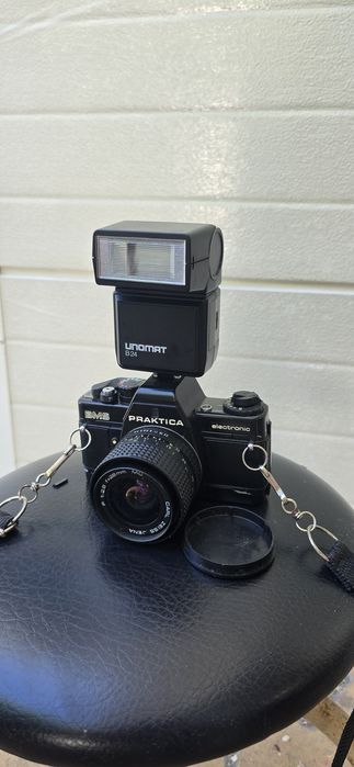 Retro video and photo camera64584258718721123