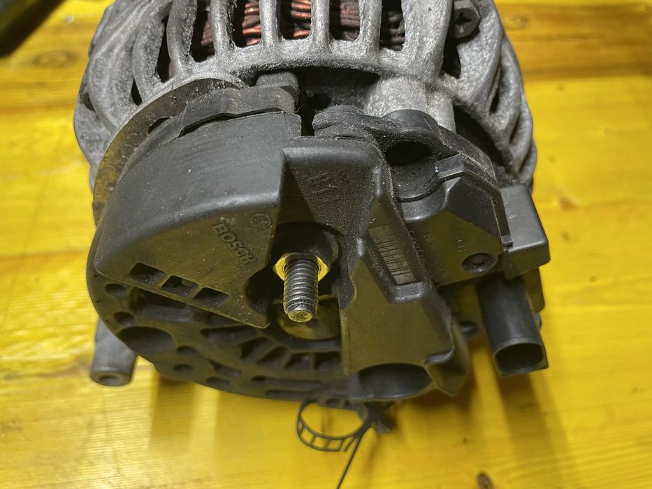 Audi A4 B6 130cv alternador