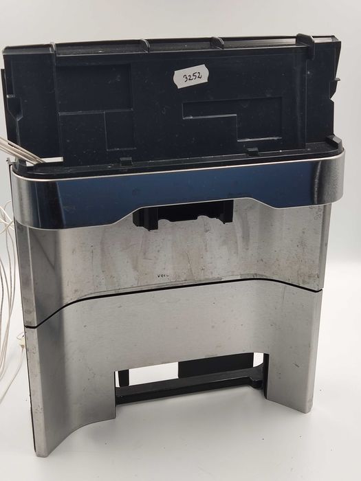 Obudowa przednia blenda Bosch VeroAroma INOX siemens EQ6