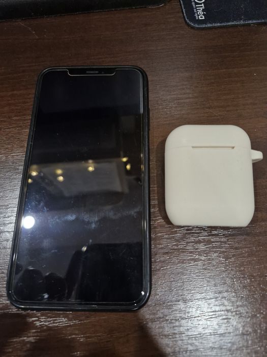 IPhone Xs Max 64 Gb, AirPods