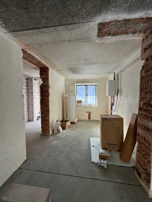 ПРОДАЖ котеджу у центрі с.Брюховичі, 135м2, центральні комунікації