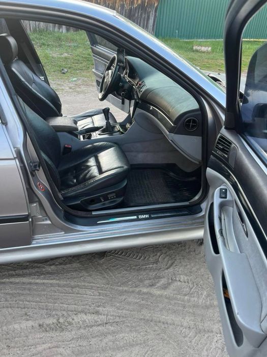 Продам BMW E39 2.0 бенз/газ