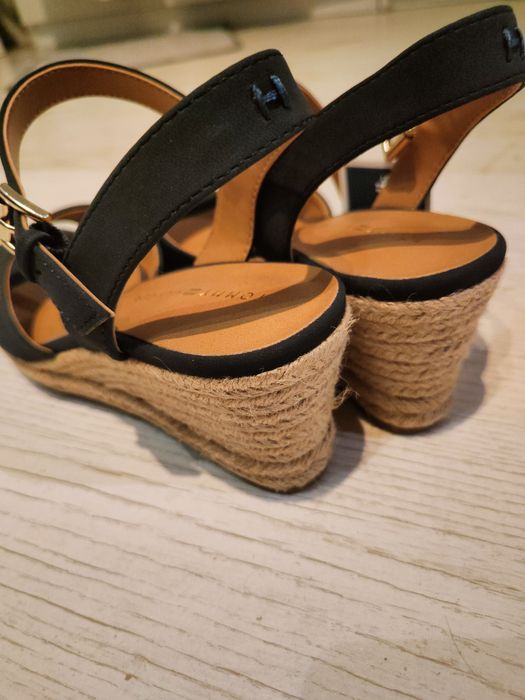 Sandały Tommy Hilfiger NOWE rozm 8,5