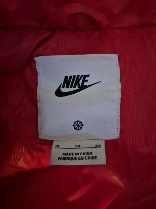 Puchowa kurtka Nike