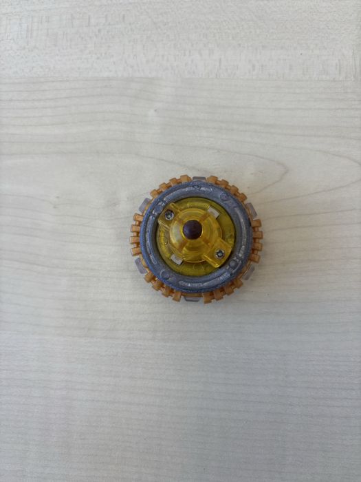 Beyblade para criança