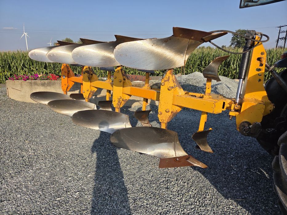 Pług obrotowy 4 skibowy 3+1 Huard Kuhn Kverneland Unia MF