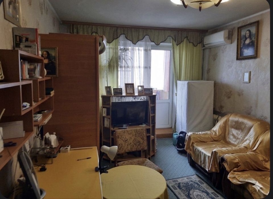 Продаж просторої 1-к кв. в самому центрі міста, проспект Шевченко 9а
