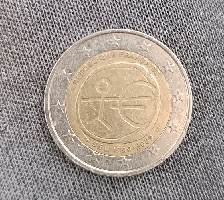 2 euros França com defeitos.