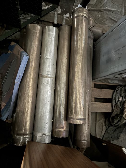 Salamandra a lanha com tubos