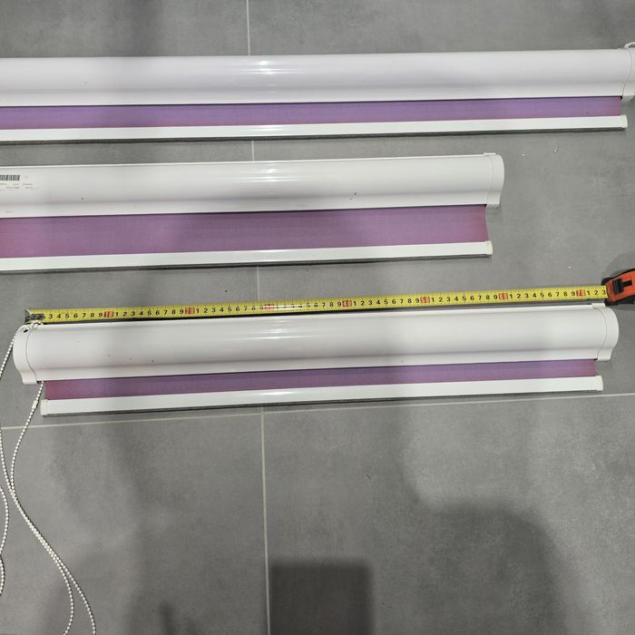 Rolety w kolorze malinowym