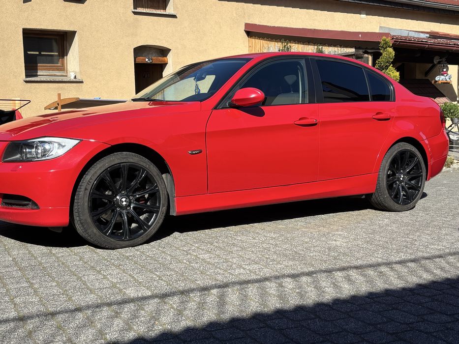 Sprzedam BMW e90 320d 2005r
