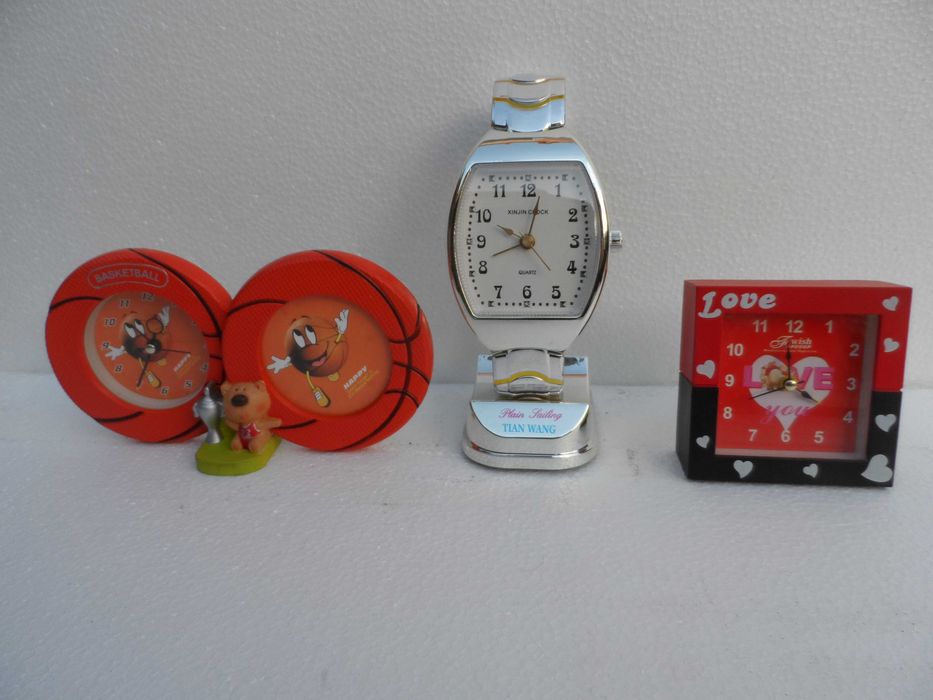 Conjunto de 5 Relógios Sala e Parede