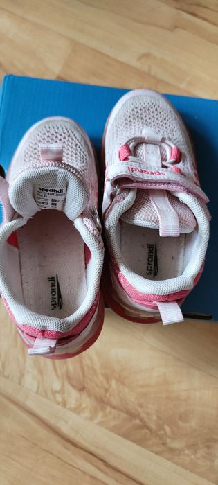 Buty adidasy sportowe dla dziecka rozmiar 26