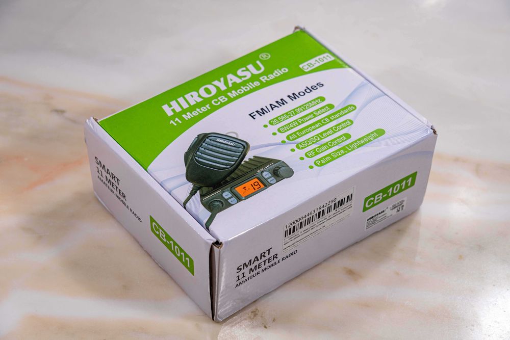 Radio CB de 8W com 40 canais em AM e FM, Novo!