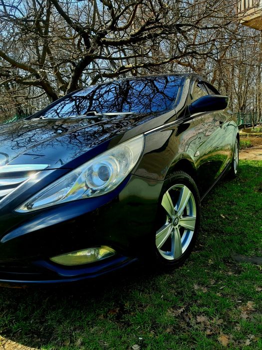 Продам Hyundai Sonata YF LPI... Торг.