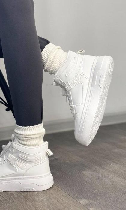 Кросівки білі жіночі хайтопи 2 моделі нові