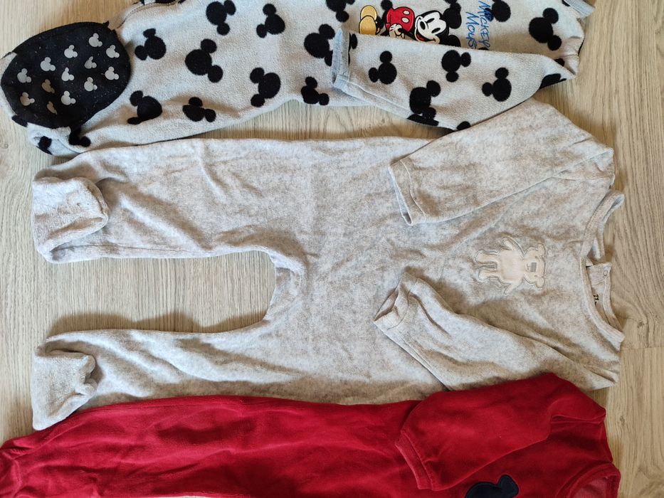 Conjunto de 4 pijamas quentes 18/24 meses