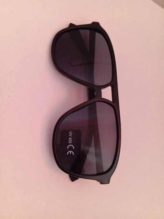 Okulary Przeciwsłoneczne Chłopięce Czarne UV400 Nowe