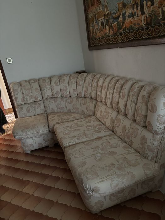 Sofá de canto com cama