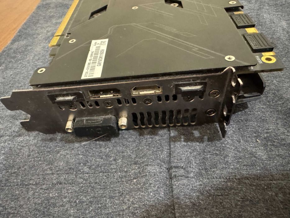 Placa Gráfica ASUS GeForce  Strix GTX 1080