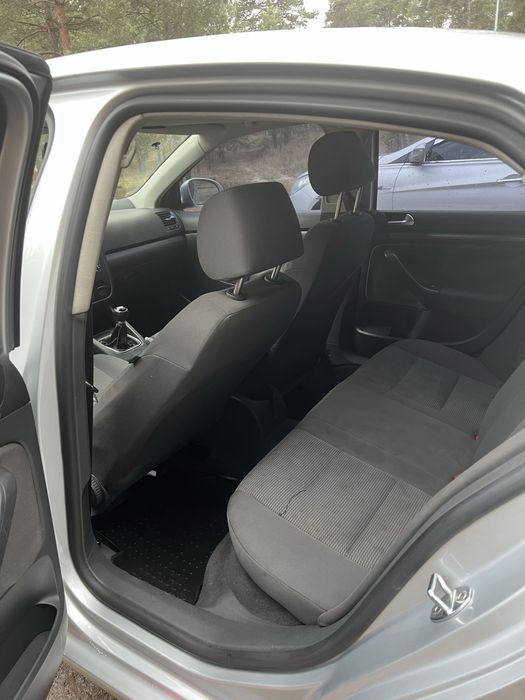 Продаю volkswagen Jetta 2006 рік