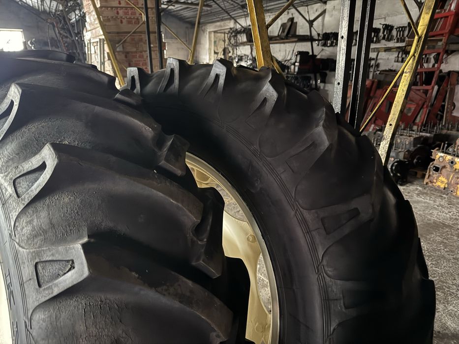 Koło, opona 18,4x38 Ursus Zetor 38 cali 914/1614/1224/10145/16145