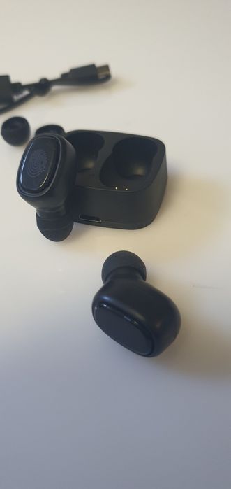 Phones e airpod novos