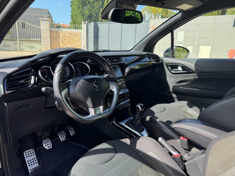 DS3 1.6 HDi Sport Chiq 120Cv
