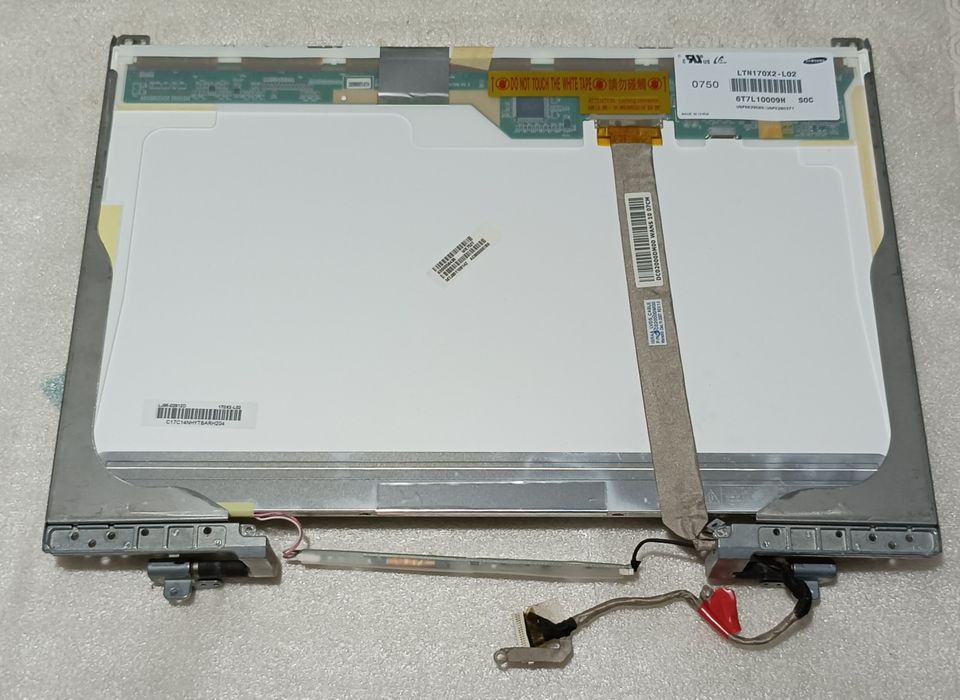 Portátil Toshiba P200 , P300 e L300  - Componentes