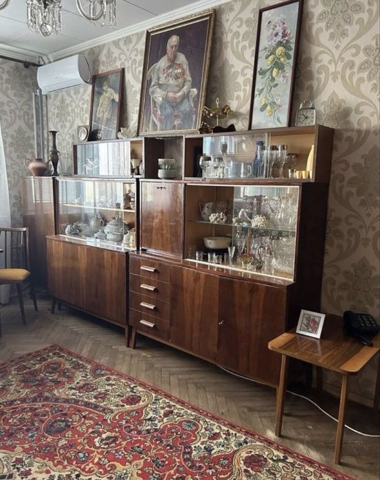 Вивіз та викуп предметів старовини, речей, посуду, книг періоду УССР