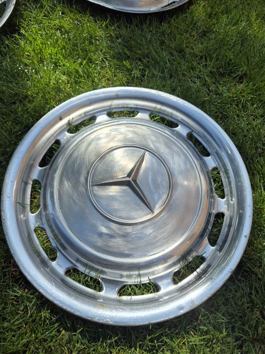 Kołpaki Mercedes w115 w123
