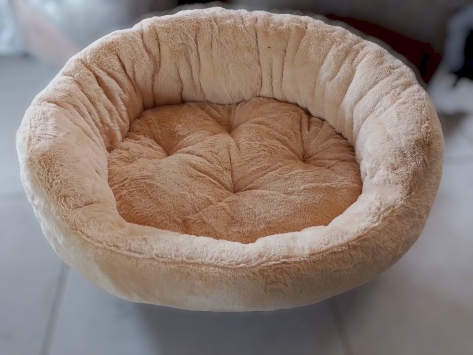 Лежанка для собаки 65 см