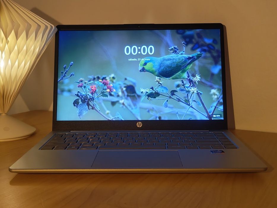 HP Laptop 14" | Ryzen 5 + 16GB RAM |