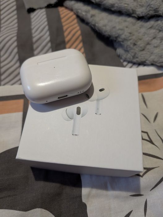 AirPods Pro первого покоління