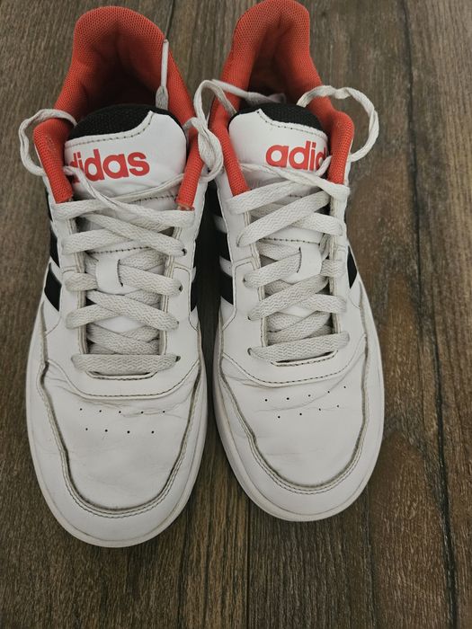 Adidasy młodzieżowe 37,5