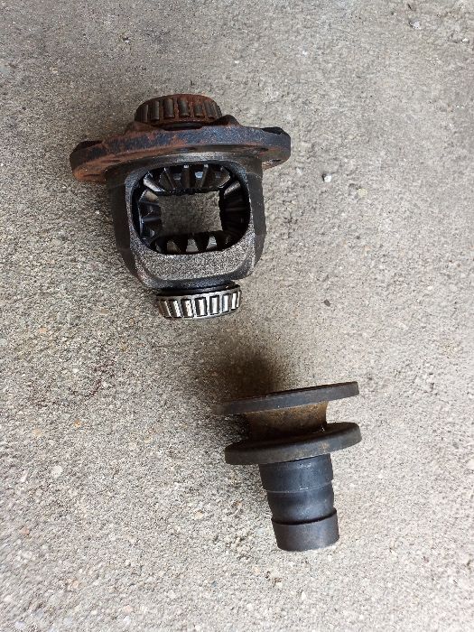 Lada Niva 1.9 D - coroas diferencial novas e rolamentos tampas