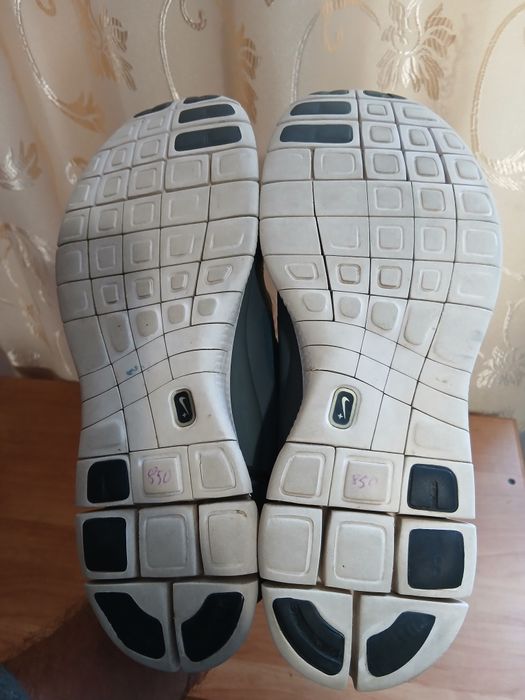 Фірмові літні кросівки Nike. 43.р. 27.5 см. Оригінал.