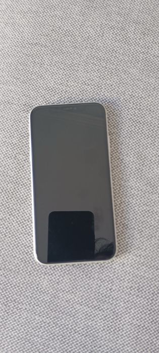 iPhone 11 128GB Branco